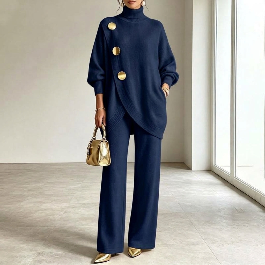 Carolina completo in maglia blu navy, vista frontale