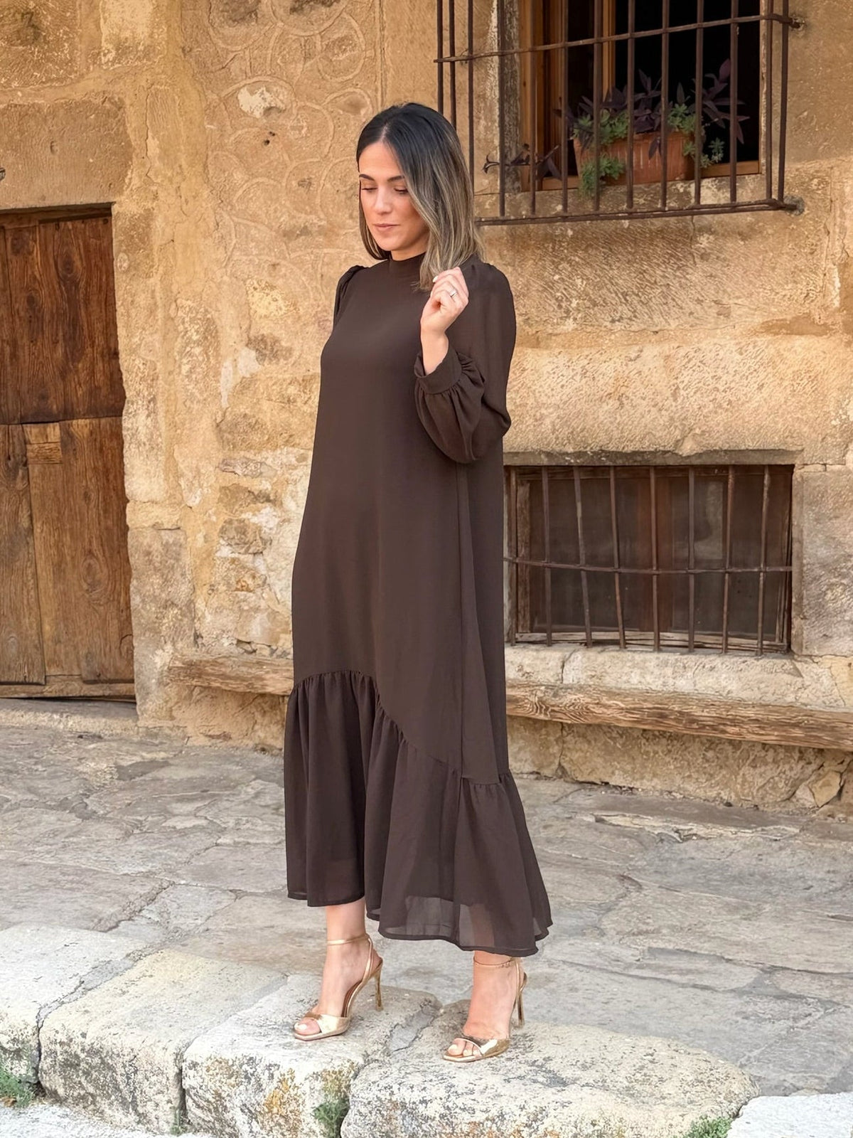 Chiara | Abito Midi Cioccolato con Balze