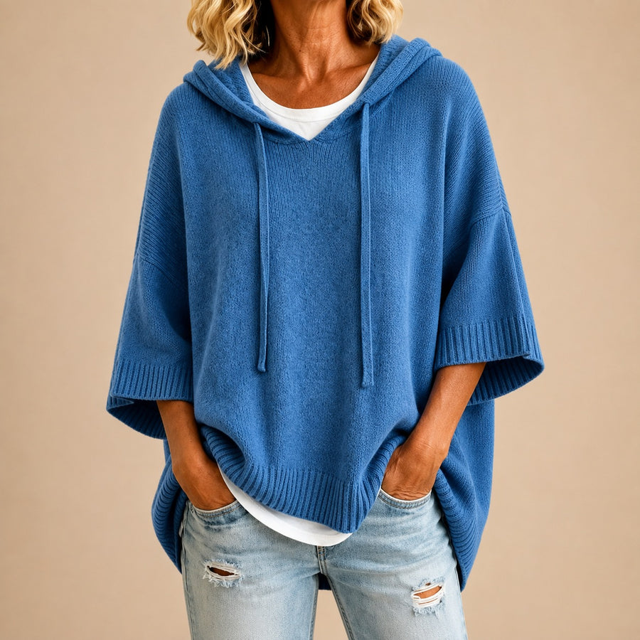Emilia | Poncho in Maglia con Cappuccio e Manica a Tre Quarti