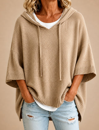 Emilia | Poncho in Maglia con Cappuccio e Manica a Tre Quarti