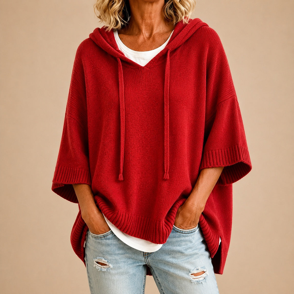 Emilia | Poncho in Maglia con Cappuccio e Manica a Tre Quarti