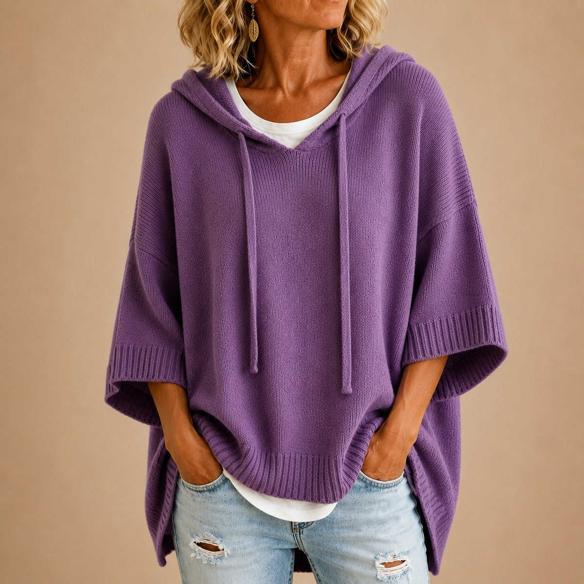 Emilia | Poncho in Maglia con Cappuccio e Manica a Tre Quarti